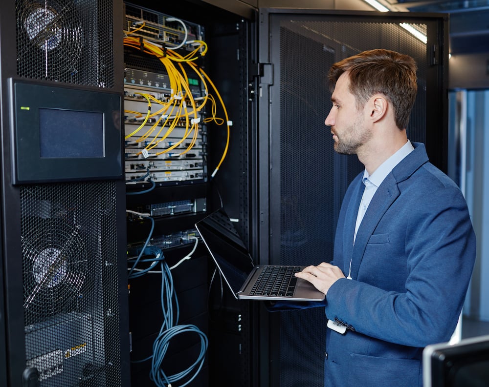 male-network-engineer-2022-06-29-07-59-29-utc male-network-engineer-2022-06-29-07-59-29-utc